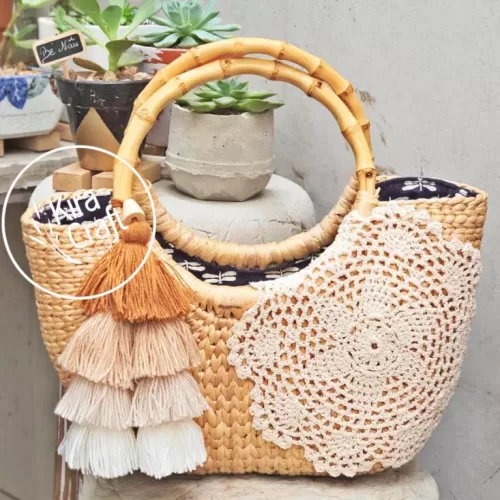 lisa water hyacinth bag, eye-catching lace pattern, unique and prominent design, sturdy material, standout accent for outfits