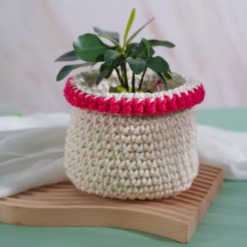 white and deep pink border crochet cotton basket, large-batch cotton fiber, decorating corners of rooms or bookshelves