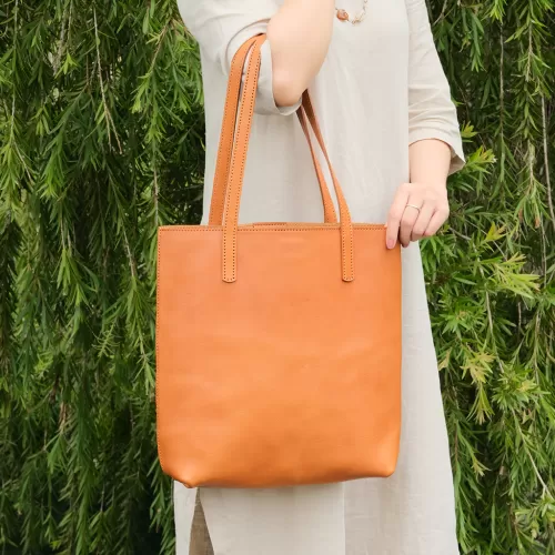 vertical leather tote bag, exquisite handmade design, premium leather material, diverse styles, office and street accessories