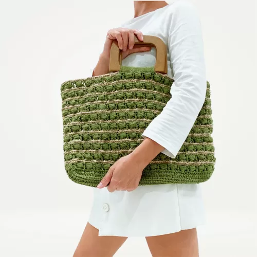 coco cosmo forest tote, green color, trendy deep green color, elegant color combination, easy to match with outfits