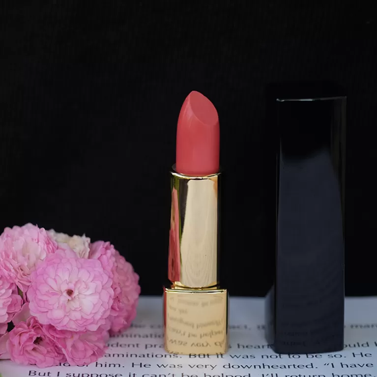 earthy pink lipstick, tinted lip balm, lipstick balm, natural nourishing oil, makes lips healthy and vibrant