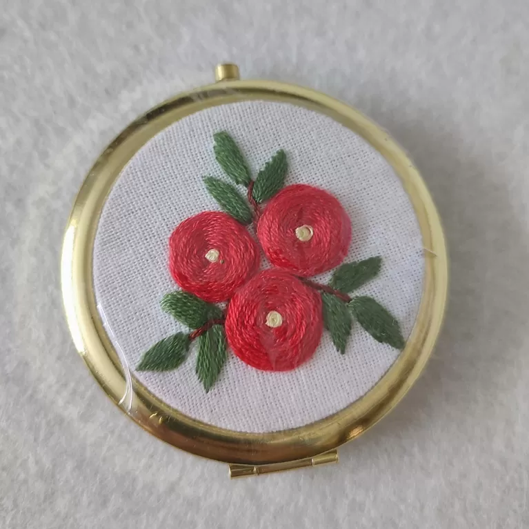 rose embroidery compact mirror, handheld embroidered mirror, exquisite product, floral patterns, diverse designs