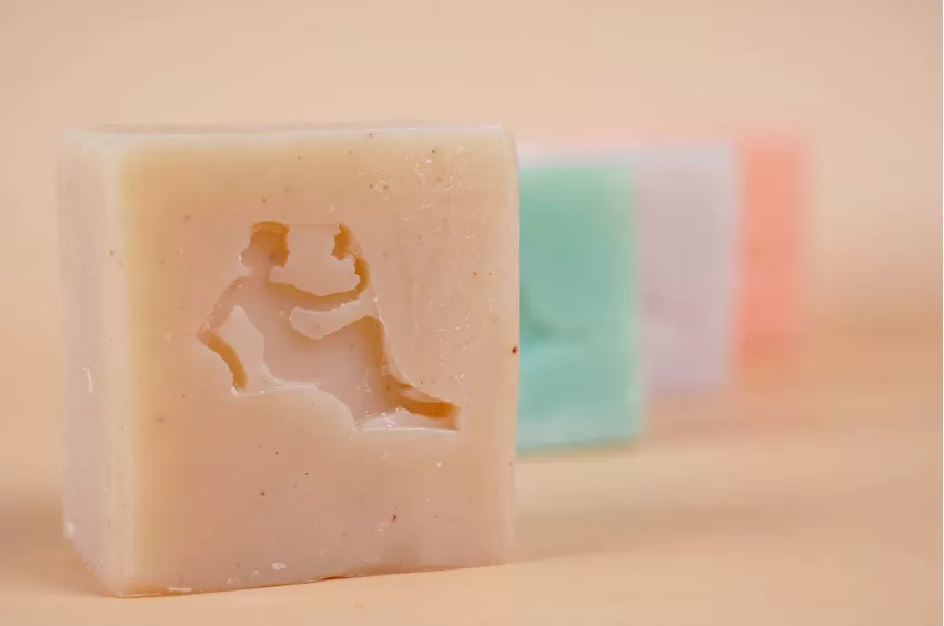 Moisturizing And Detox Bar Soap 