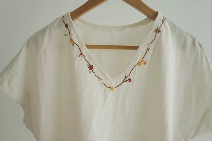Linen Top With Floral Embroidery, Lightweight and Breathable Material, Colorfast, Minimalist Summer Style
