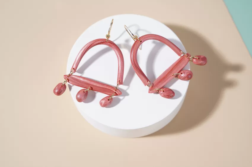 Tropical Arch Dangle Earrings In Color Coral, Island Vibes Only Collection, Made Of Clay, Impressive Accessories, Attracting Every Gaze