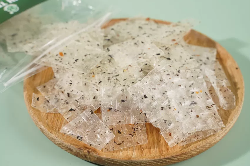 Seaweed And Fried Garlic Flavored Rice Paper, Delicious Rice Paper, Seaweed Garlic Rice Paper, Square-Cut Rice Paper, Super Hot Snack