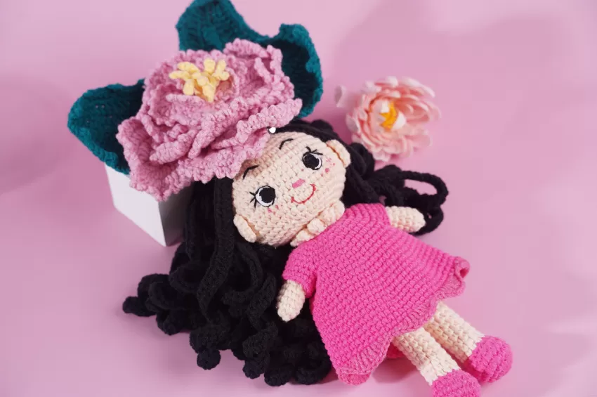 Hana Peony, Crochet Doll, Graceful And Charming Design, Elegant Style, Peony Flower Pattern, Decorative Product