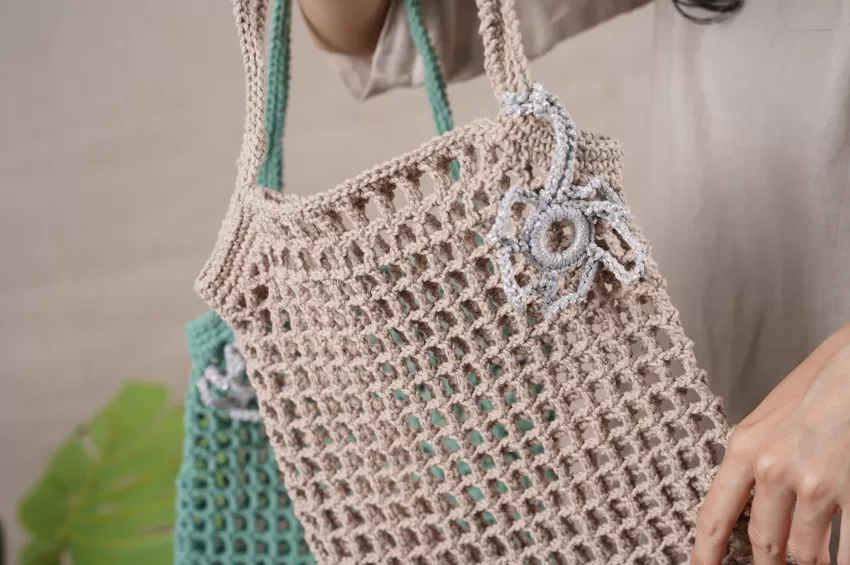 Camellia Crochet Tote Bag