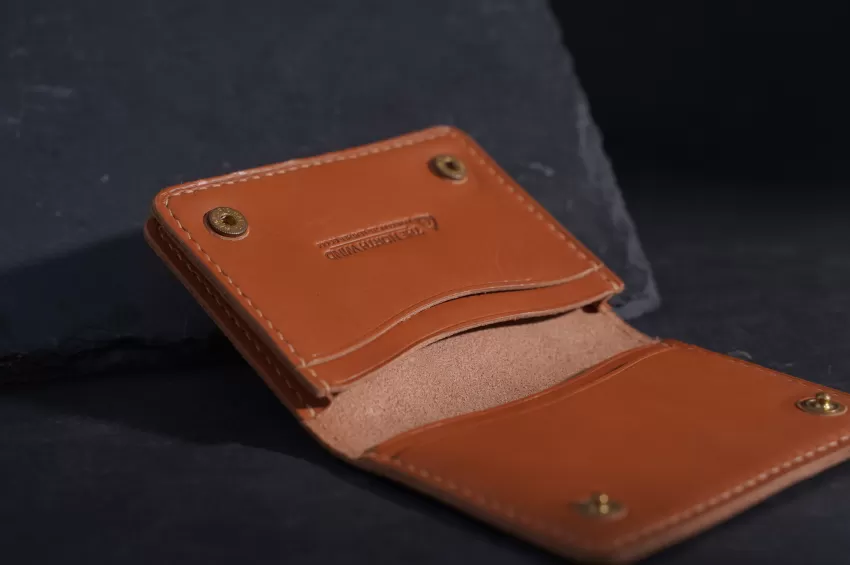 Three-Compartment Vachetta Leather Card Holder With Button, Simple Folding Design, Compact And Convenient Form