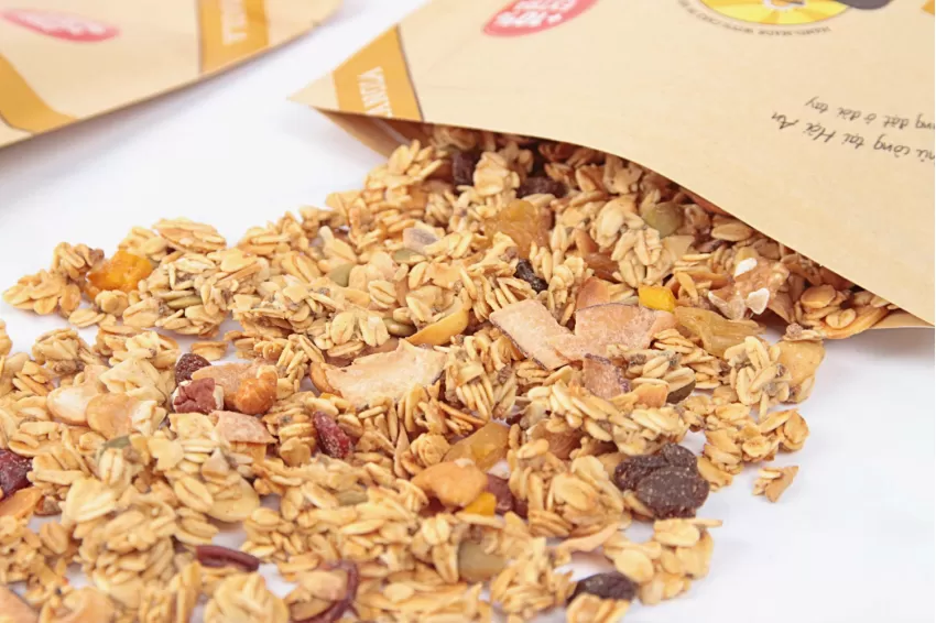 Ngũ Cốc Sấy Giòn Granola, Ngũ Cốc Ăn Liền, Ngũ Cốc Ăn Chay, Granola Giảm Cân, Granola Ăn Kiêng, Ngũ Cốc Dinh Dưỡng