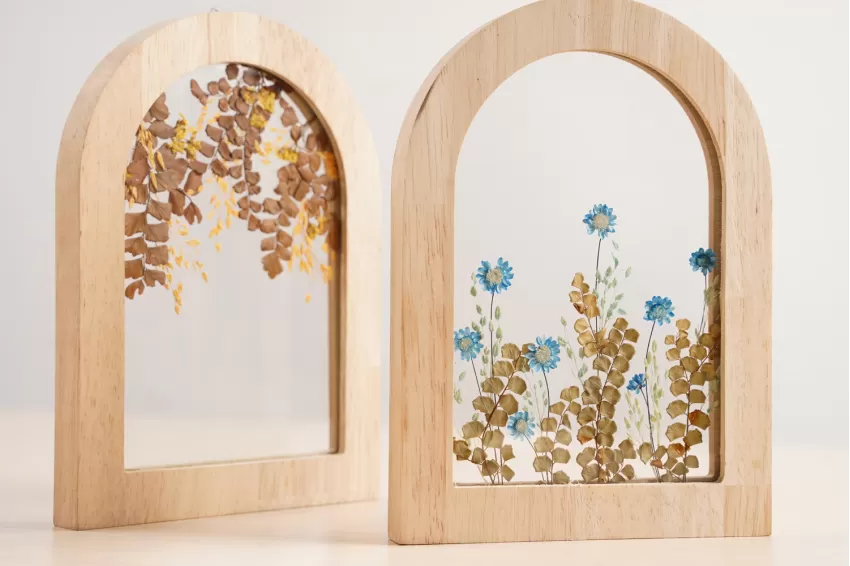 Pressed Flower Domed Window Wooden Frame