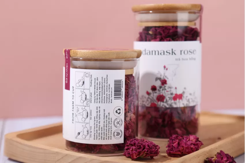 Dried Organic Rose Tea, Beauty Tea for Radiant Skin, Anti-Aging Properties, Clean Sourced Ingredients, Perfect Health Gift