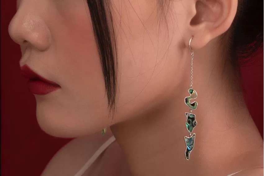 bông tai vỏ bào ngư, abalone earrings, trang sức bạc, silver jewelries, trang sức Việt Nam, Vietnamese jewelries, trang sức thủ công, handmade jewelries