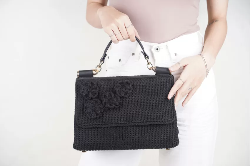 Black Flower-Studded Leather Bag, Delicate Chain Strap, Luxurious And Refined Design, Style Of The Modern Woman