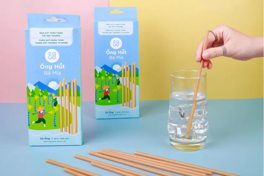 Sugarcane Straws, Free from Chemicals or Dyes, Completely Natural, Does Not Disintegrate When Soaked in Water, Environmentally Friendly