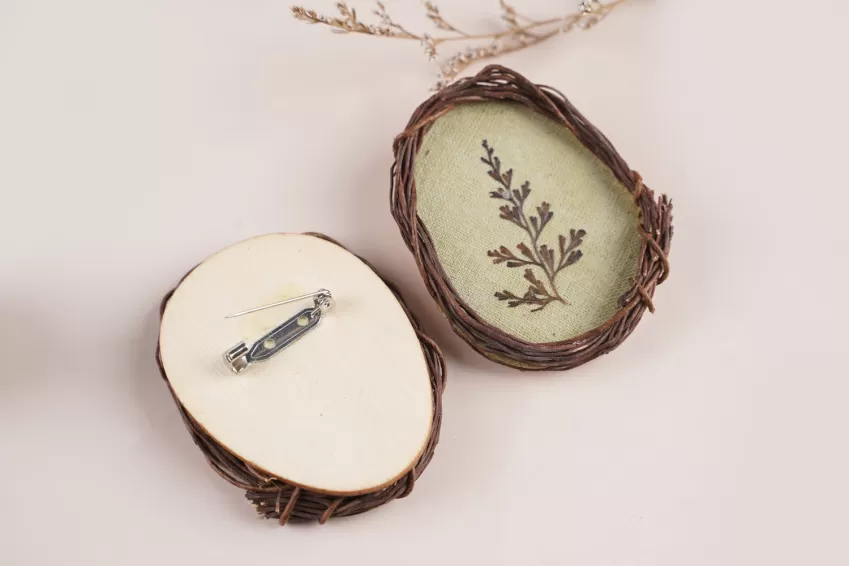 Branch Twiggy Brooches