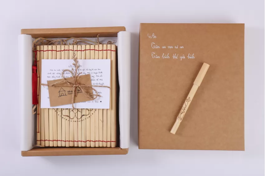 Mandala Bamboo Notebook (With Engraving Pen & Gift Box)