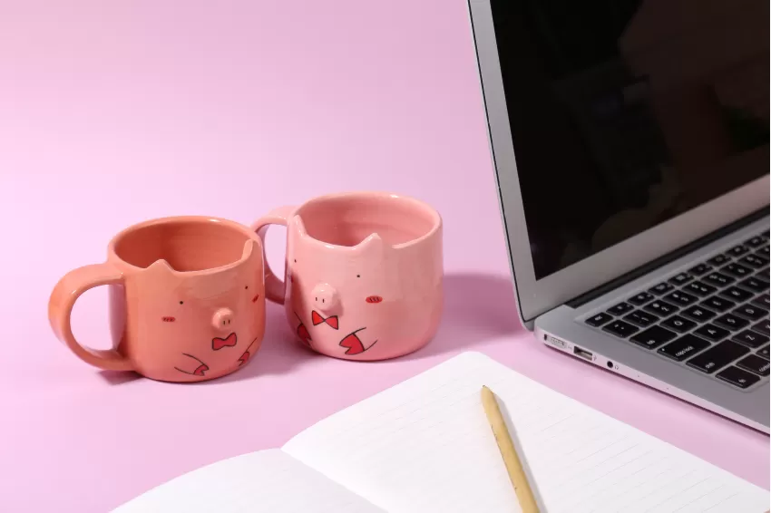 Piggy With Bow Tie Pottery Mug