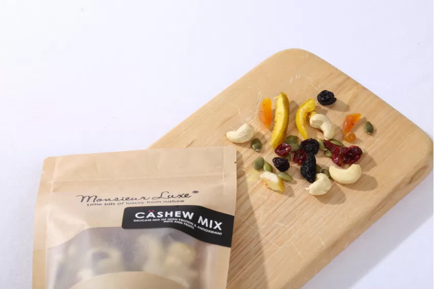 Cashew Island Trail Mix, Nuts And Dried Fruits, Healthy Snacks, No Sugar, No Preservatives, Crunchy Nuts, Eat Clean, Natural Ingredients