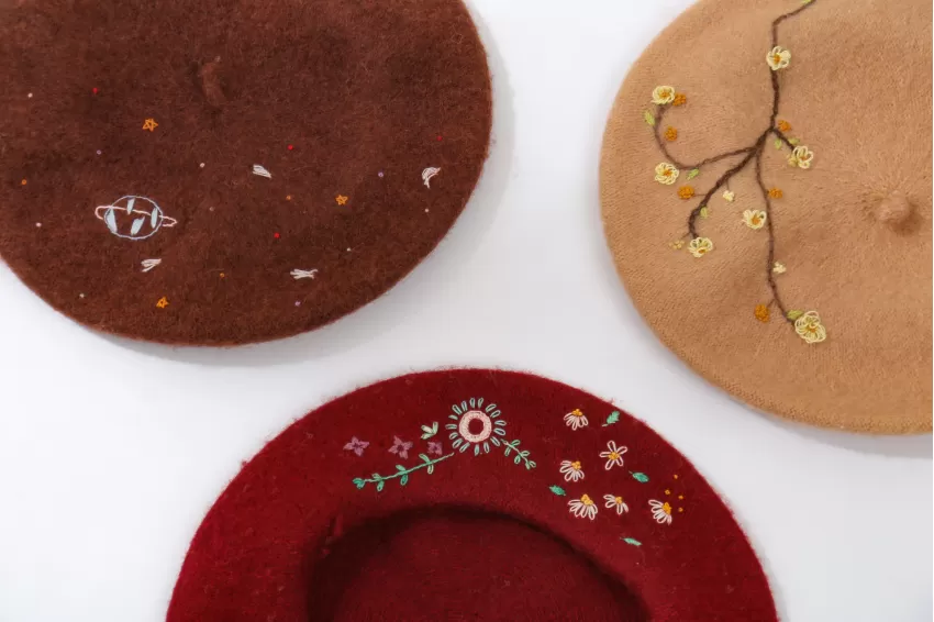 Embroidered Beret, Special Round Design, Structured Corduroy Material, Diverse Hand-Embroidered Patterns, Fashion Accessory