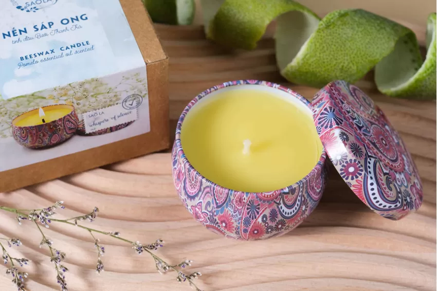 Pomelo Scented Candle