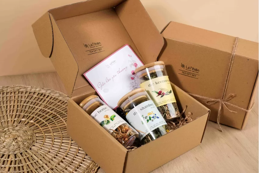 Paper Gift Box with 3 Large Herbal Tea Blend Jars, High-Quality Blend, Vietnamese Herbs, Clean Ingredients, Health Gift, Meaningful Gift