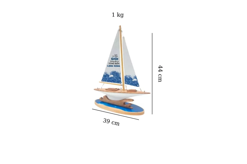 Lucky SailboatModel L380.T1 With Art Silk Fabric Sail