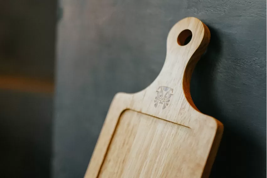 Gióng Multipurpose Wooden Tray