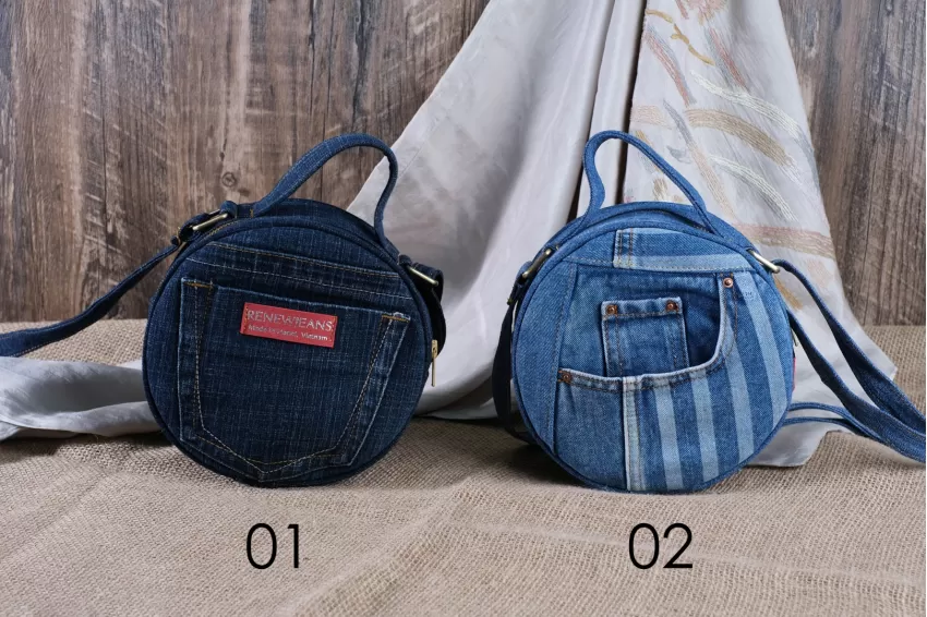 Túi Tròn Từ Jeans Tái Chế, Size 18, Thiết Kế Độc Đáo Và Lạ Mắt, Kiểu Dáng Nhỏ Nhắn, Phong Cách Hiện Đại, Điểm Nhấn Cho Bộ Trang Phục,