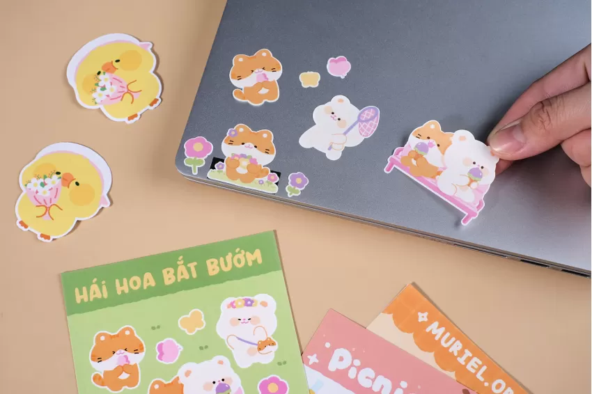 Sticker Hái Hoa Bắt Bướm, Sticker Ngộ Nghĩnh Đáng Yêu, Hình Dán Trang Trí Sổ Tay, Sticker Dán Điện Thoại, Quà Tặng Đáng Yêu