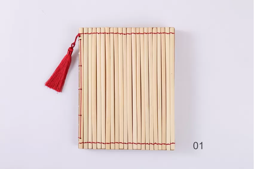 Handmade Bamboo Notebook (With Gift Box), Familiar Bamboo Material, Carefully Crafted Notebook Cover, Quality Paper Material, Corporate Gift