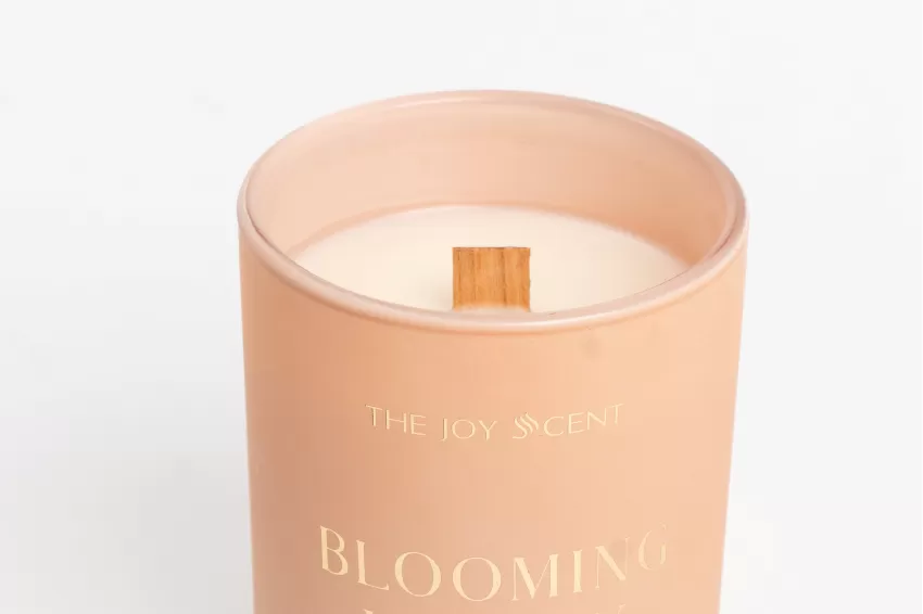 Blooming Valley Scented Candle, Floral Scented Candle, Soy Wax Candle, Natural Essential Oil Candle, Gift Candle, Relaxation Candle, Lovely Gift