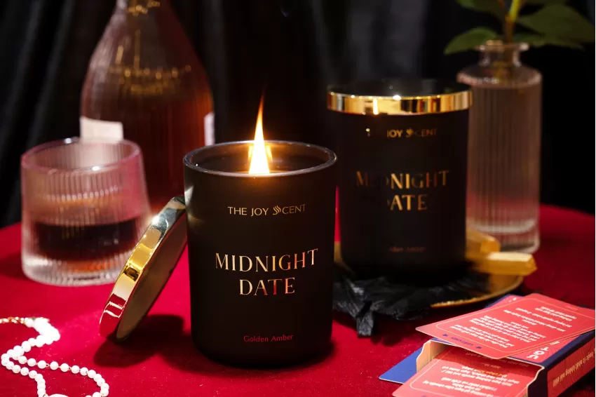 Nến Thơm Midnight Date, Nến Thơm Cao Cấp, Nến Thơm Quà Tặng, Hẹn Hò Lãng Mạn, Quà Tặng Valentine, Quà Kỷ Niệm, Nến Tạo Không Gian Ấm Cúng, Hũ 250Gr