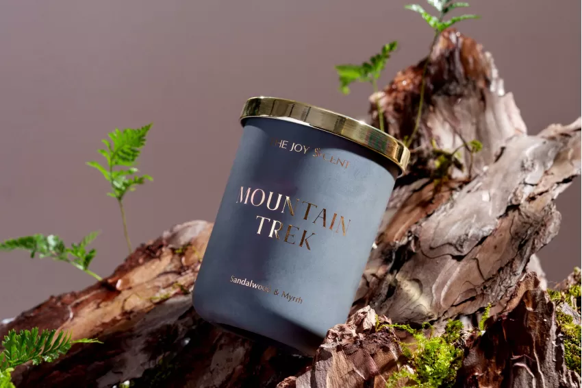 The warm scent of wood scented candles will warm your soul on cold days