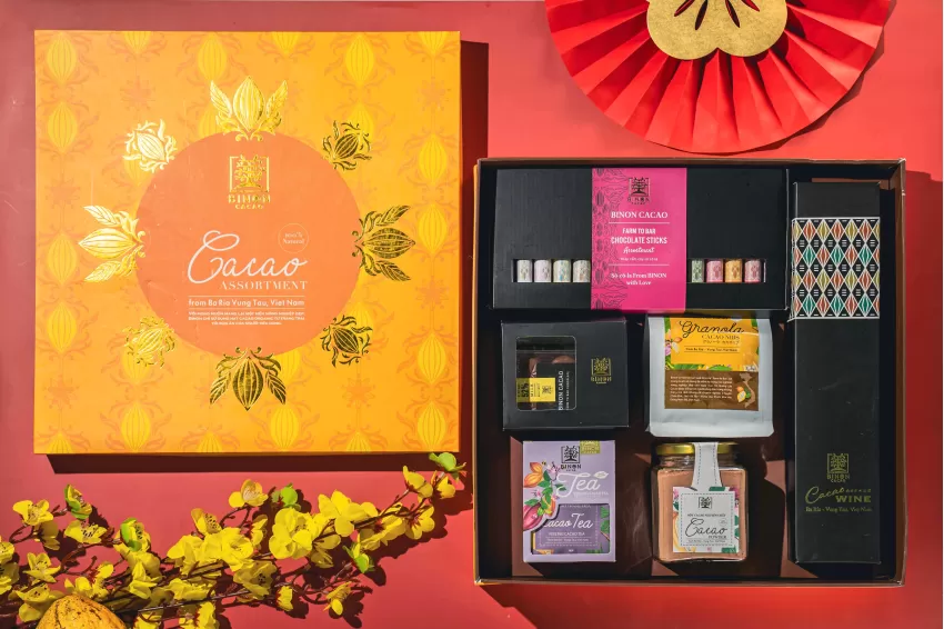 “Wealth” Chocolate Gift Set, Vietnamese Chocolate, Luxury Chocolate Gift Box, Unique Chocolate Flavors, Gift Ideas