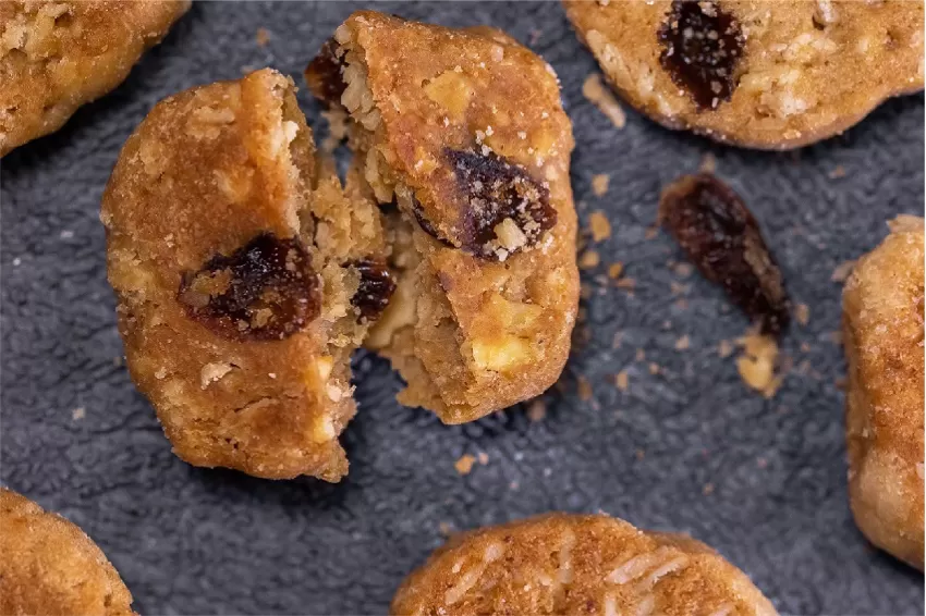 Oatmeal And Raisin Cookies, Raisin Filled Cookies, Preservative-Free Cookies, Snack For Guests, Nutrient Supplement