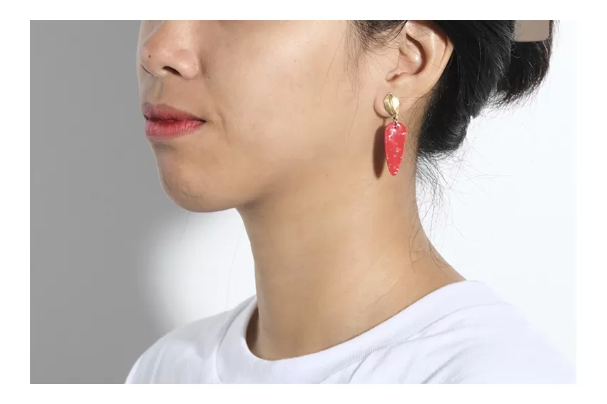 Sharp Marble Clay Earrings, Vibrant Colors, Suitable for Various Faces, Classic Monochromatic Design, Noble Appearance