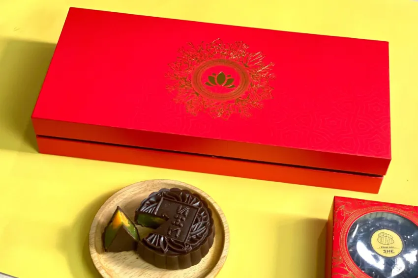 "Smiling Moonlight" Chocolate Mooncakes Gift Box, 2 Moon Cakes, Low Calorie, Moon Festival Gift Boxes, Cooperate Gifts, Family Gifts