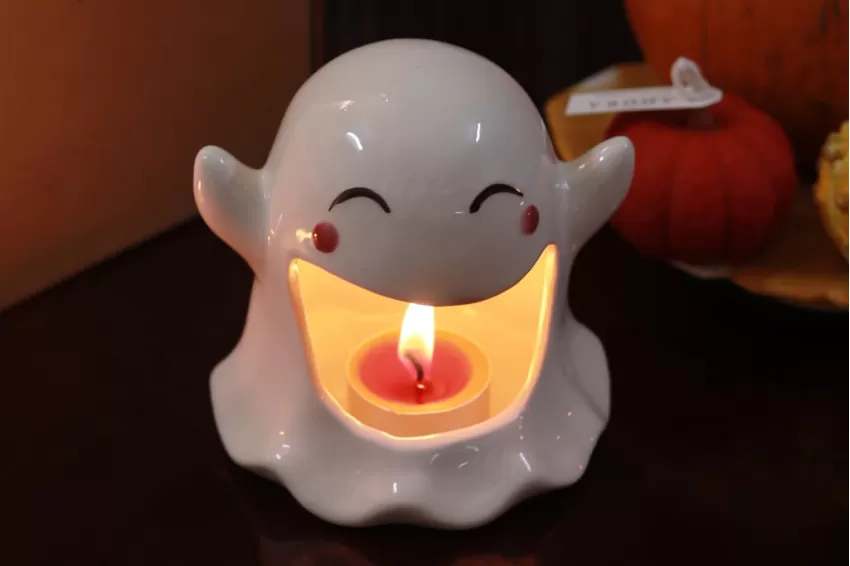 Halloween Pumpkin Scented Candle And Ghost Holder Set