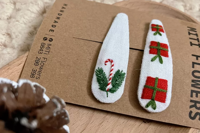 Gift Box Embroidered Linen Hair Clip, “Special Christmas” Collection, Cute Embroidered Style, Christmas Gift For Family And Friends