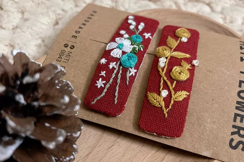 Red Embroidered Linen Hair Clip, “Special Christmas” Collection, Floral Patterns, Vibrant Colors, Cute Fabric Hair Clip For Girls