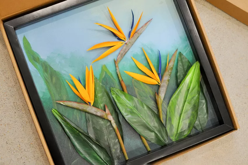 Handmade Paper Flower Painting - The Bird of Paradise Flower MAYPAPERFLOWER With 40x40cm Wooden Frame