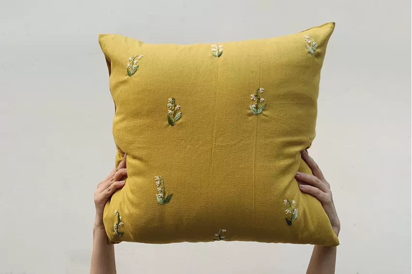 Hand-Embroidered Pillow - Em Thêu, Various Colors, Soft Linen Fabric, Elegant Style, For Head Or Sofa Decoration