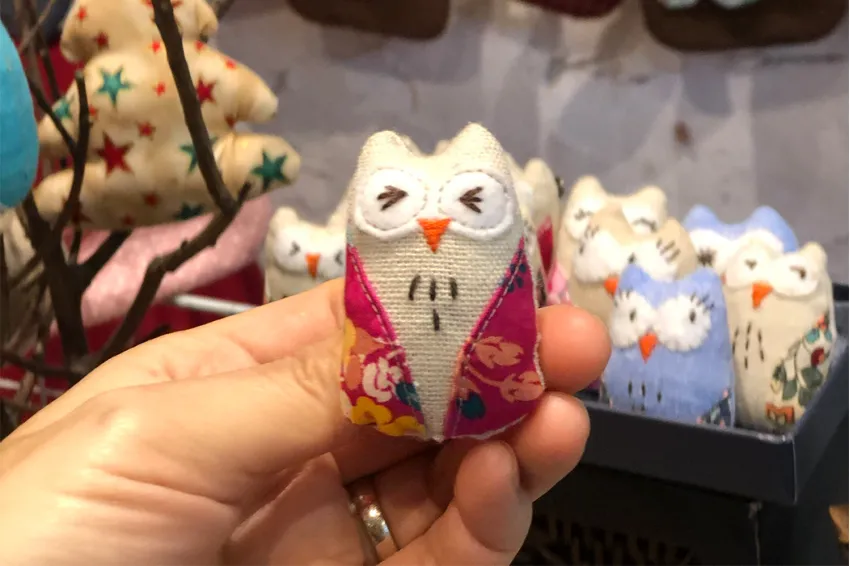 Fabric Owl Pin, Fabric Pin, Fabric Accessories, Handmade Accessories, Hand Embroidered Pin, Handmade Gifts, Unique Gifts