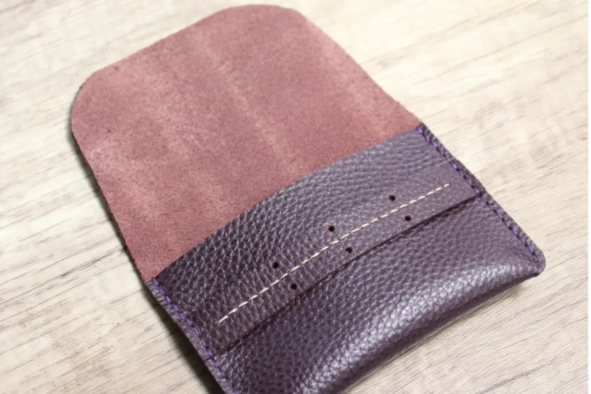 Mini Leather Wallet, Genuine Cowhide Material, Simple Design, Casual Style, Exquisite Craftsmanship, Compact Size