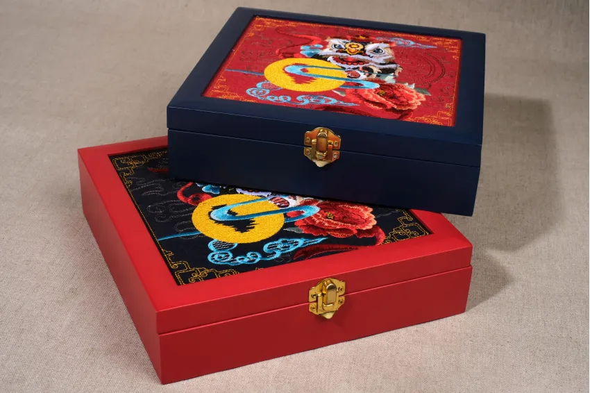 Unicorn Embroidered Lacquer Box, Premium Gift Box with Wishes Of Prosperity, Corporate Gift