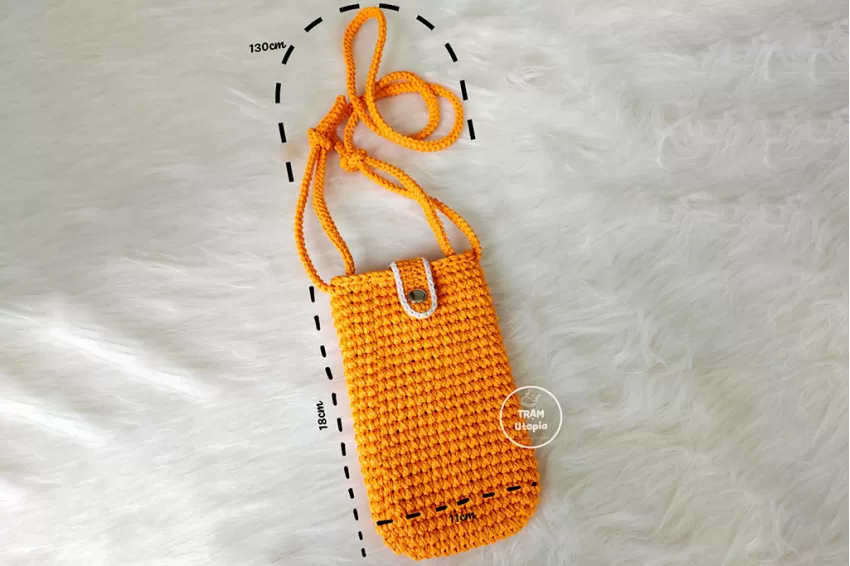 Crochet Phone Bag, Cute and Unique Accessory, Compact and Convenient Design, Diverse Colors, Handcrafted Product