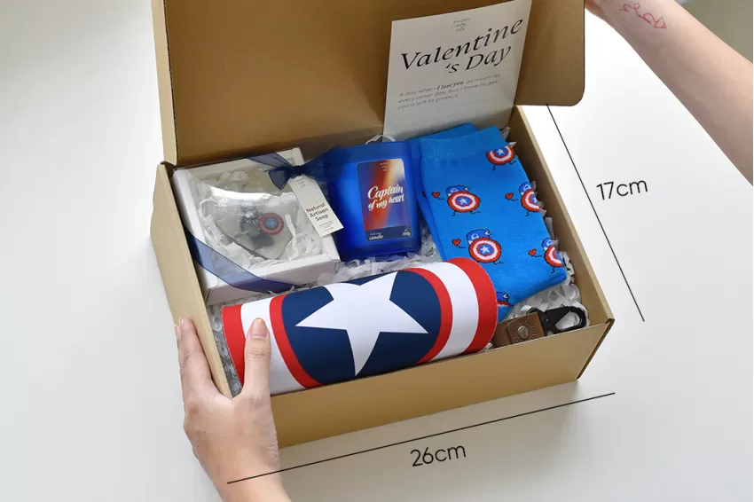 Captain Of My Heart Scented Candle Gift Box, Valentine’s Day For Him Collection - Thơm Một Cái