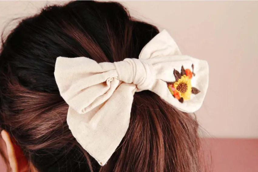 Bow-tie Hair Ties