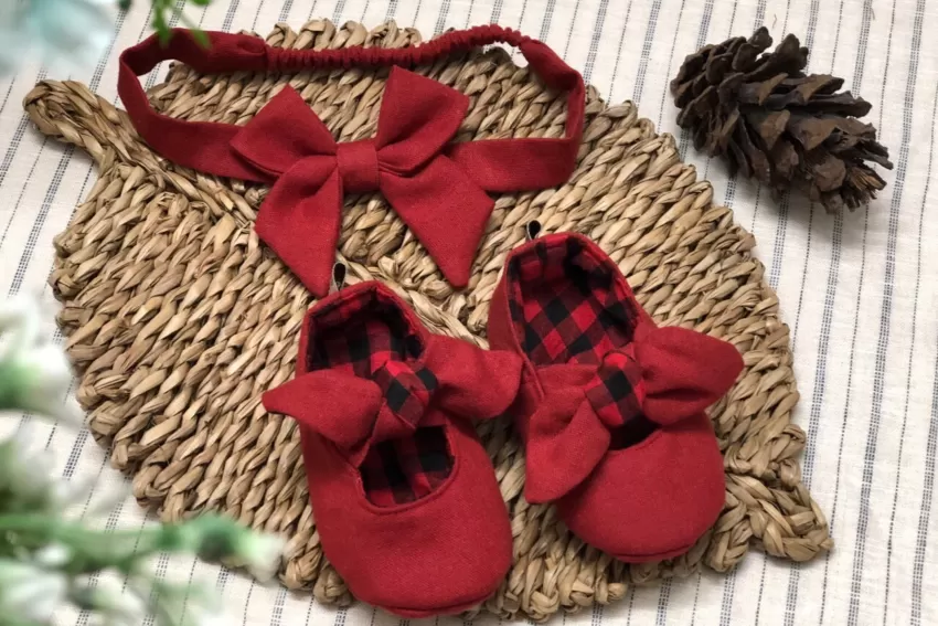 Red Babies Shoes With Accessories
